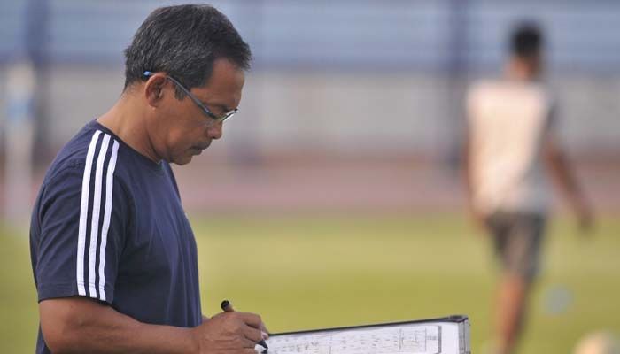 Pilar Utama Didera Cedera, Ini Cara Pelatih Persebaya Putar Otak